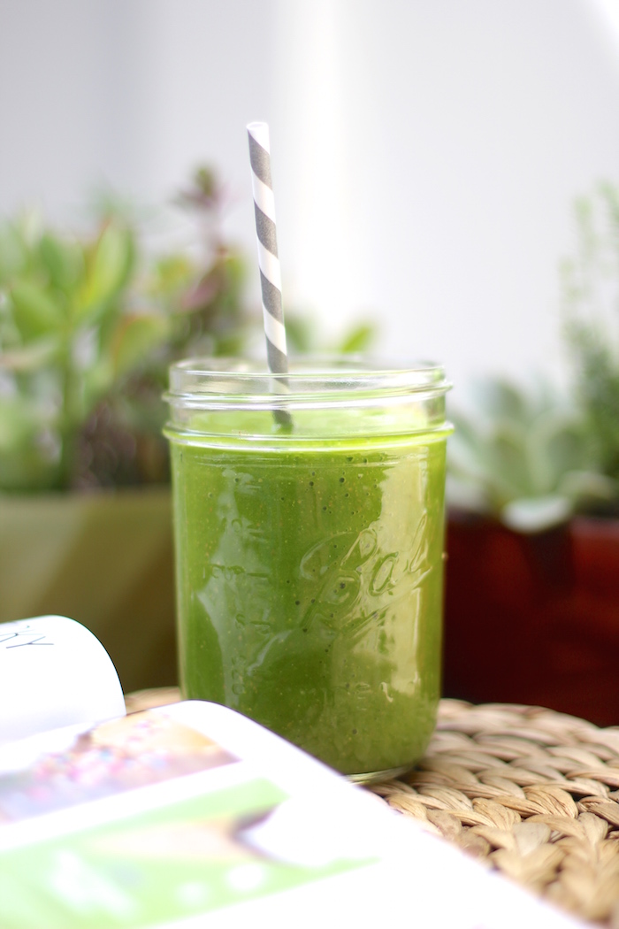 green-pineapple-smoothie
