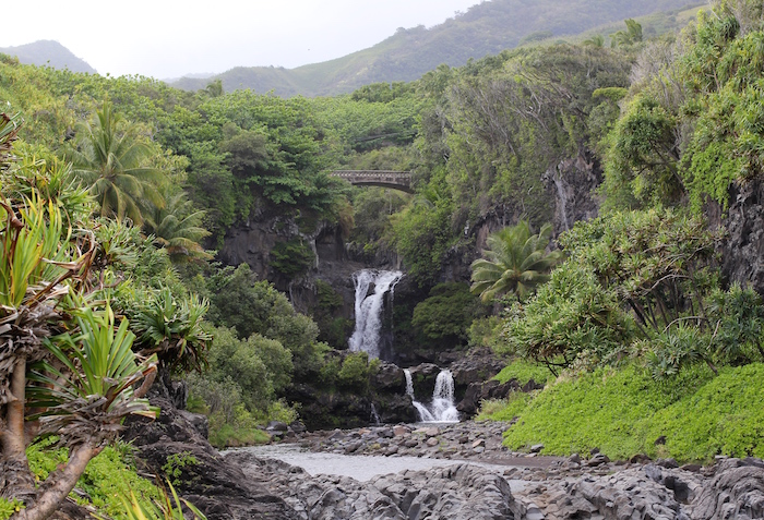 hawaii-waterfalls