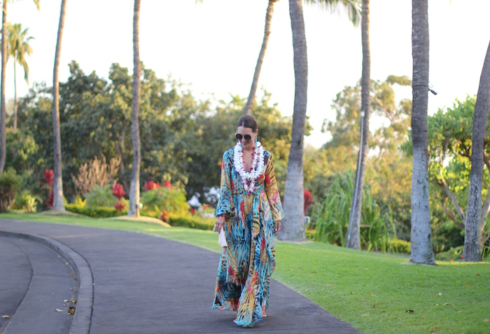 Long-sleeved tropical maxi dress.