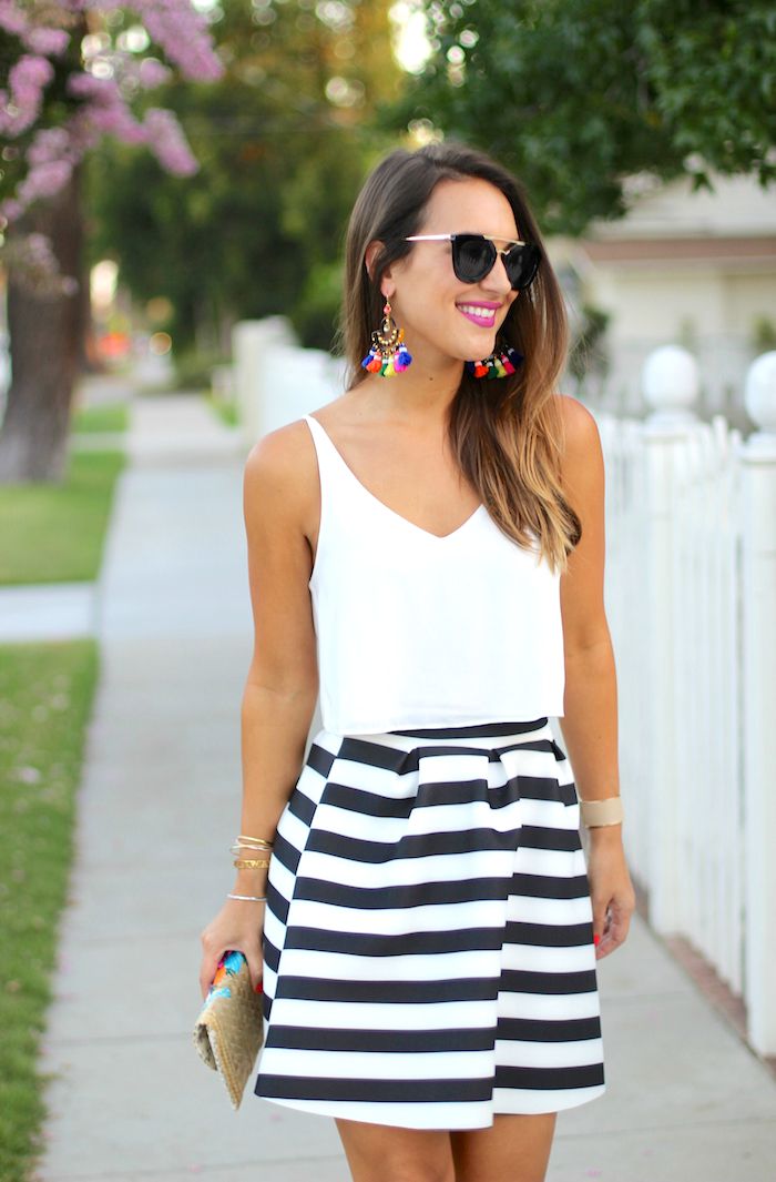 how to style a striped skirt