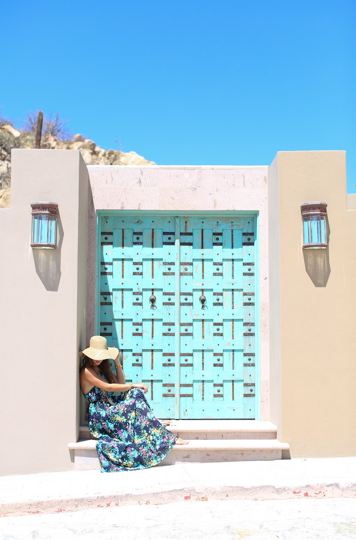 turquoise front door