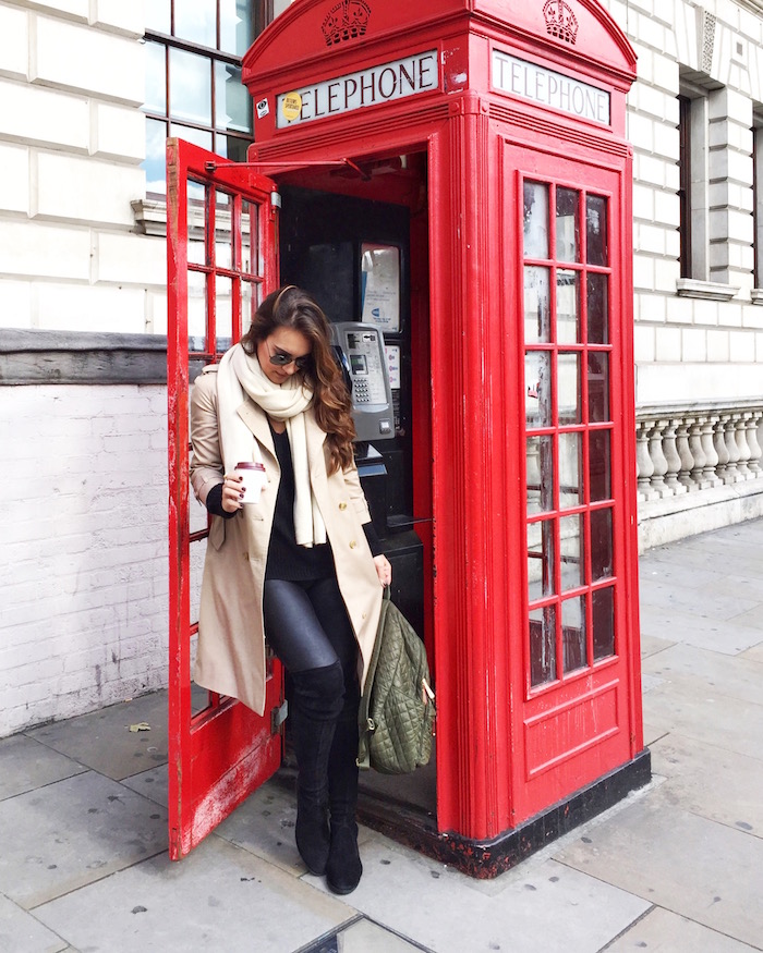 red telephone booth