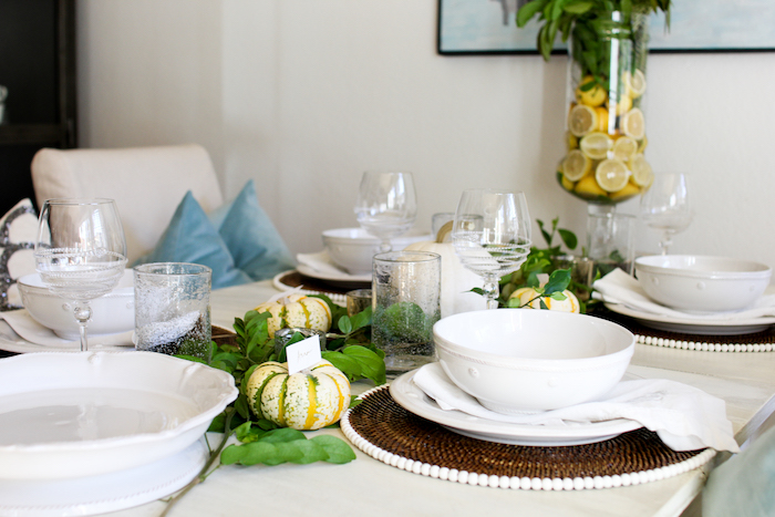using greenery for tablescape