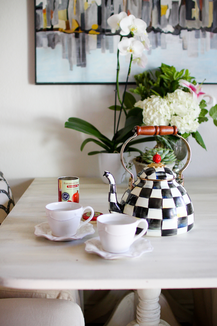 checkered tea kettle