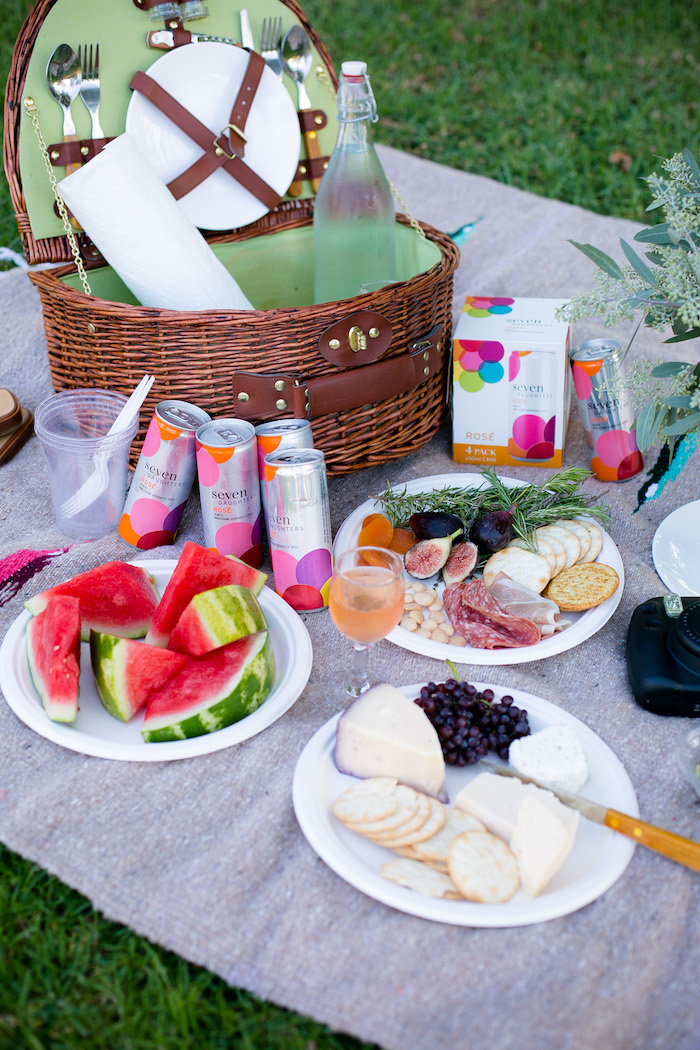 How to Plan the Ultimate Picnic