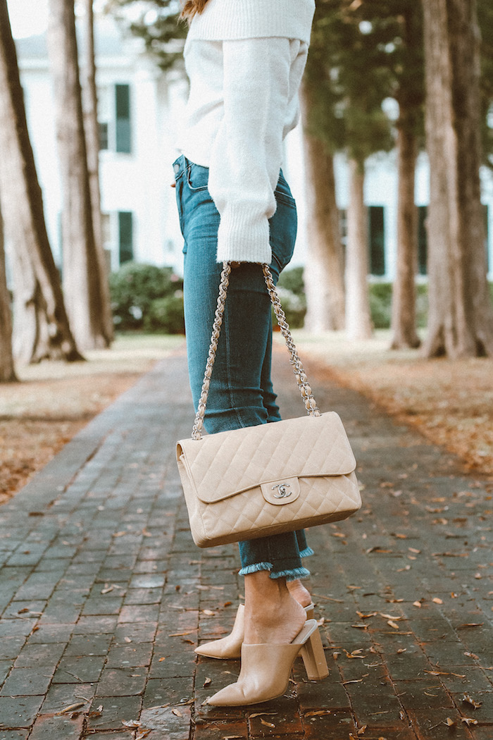 Carrie Bradshaw Lied  Fashion, Chanel bag classic, Chanel classic