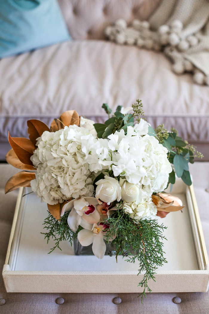 hydrangea and rose floral arrangement