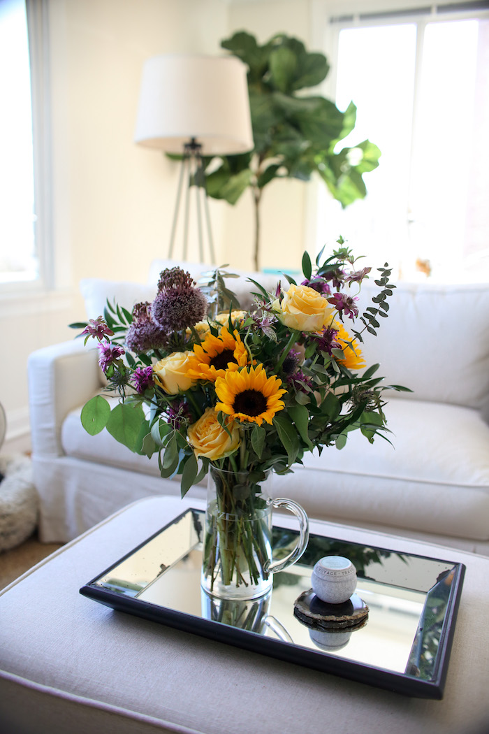 mirrored tray table