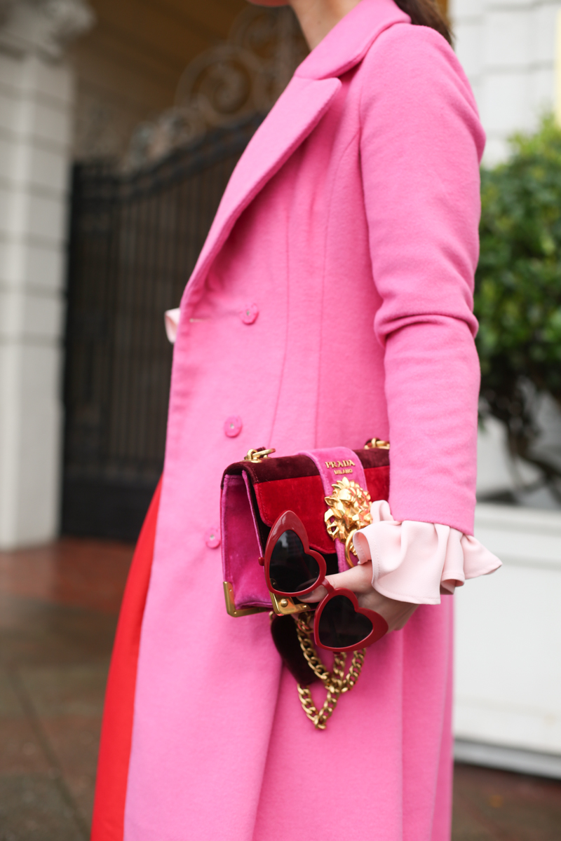 pink prada cahier bag - Carrie Bradshaw Lied