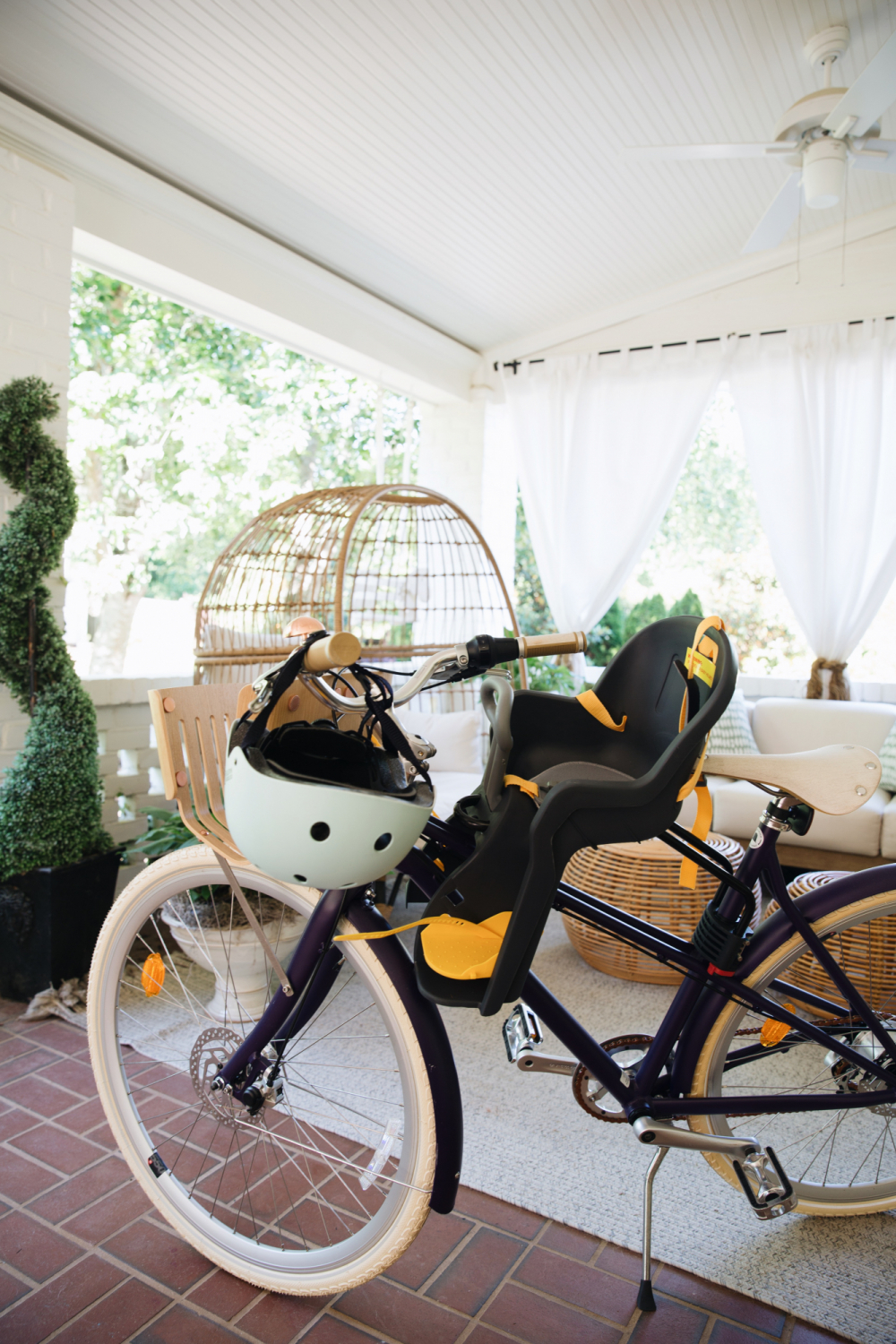 Bike with discount basket for baby