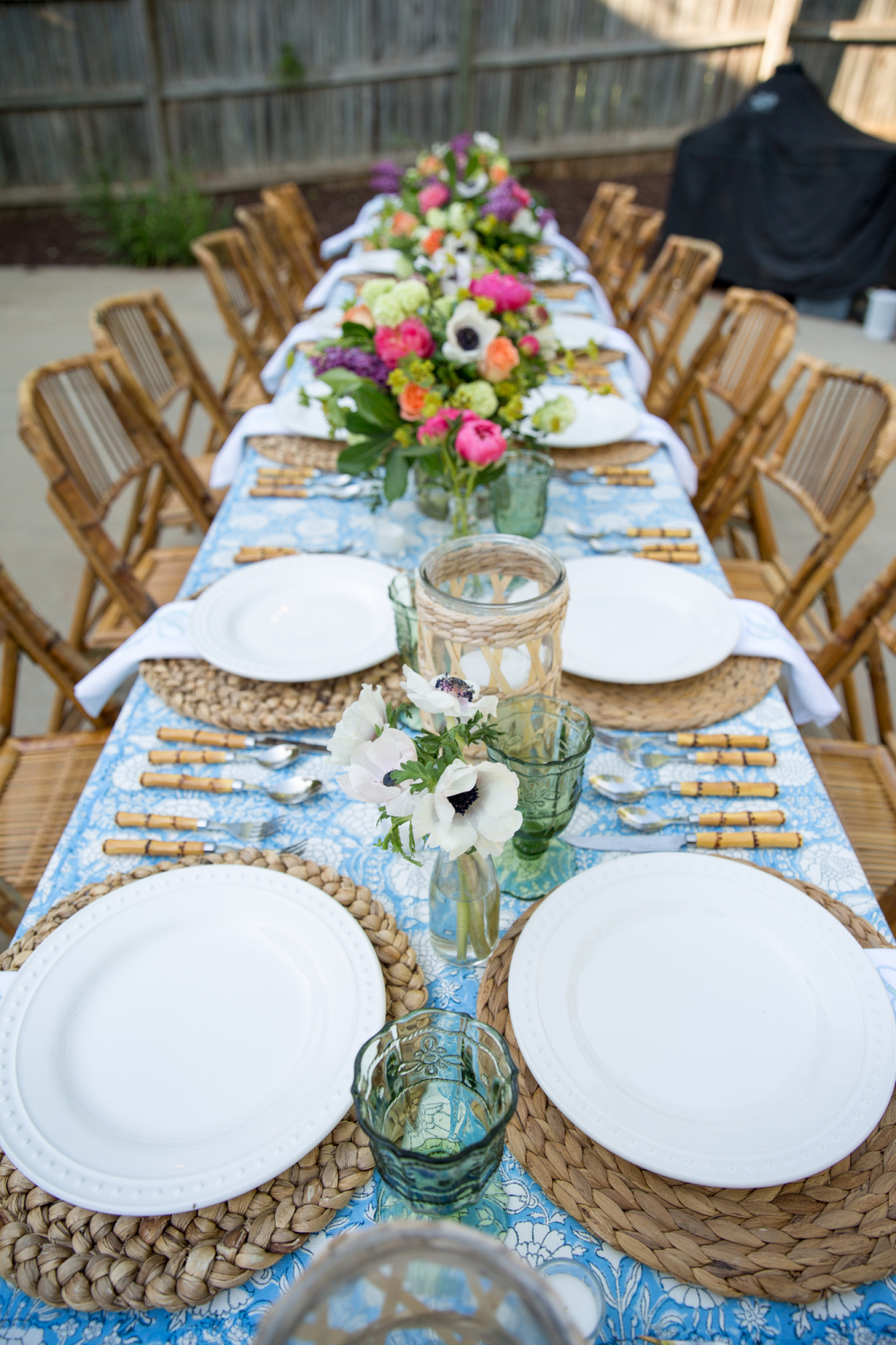 outdoor tablescape