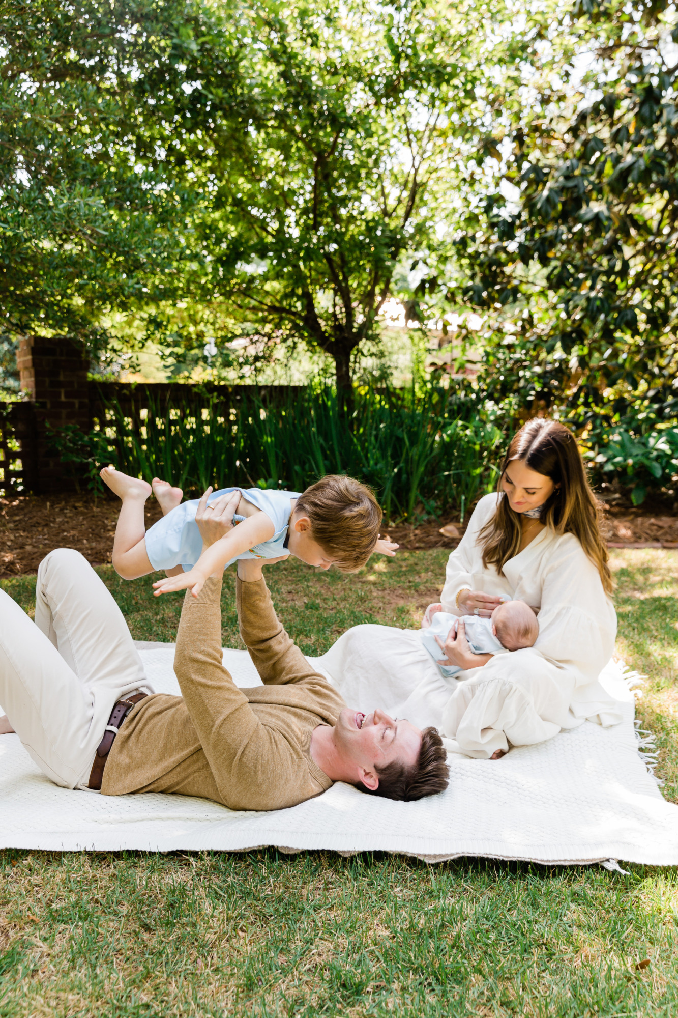 what to wear in family photos