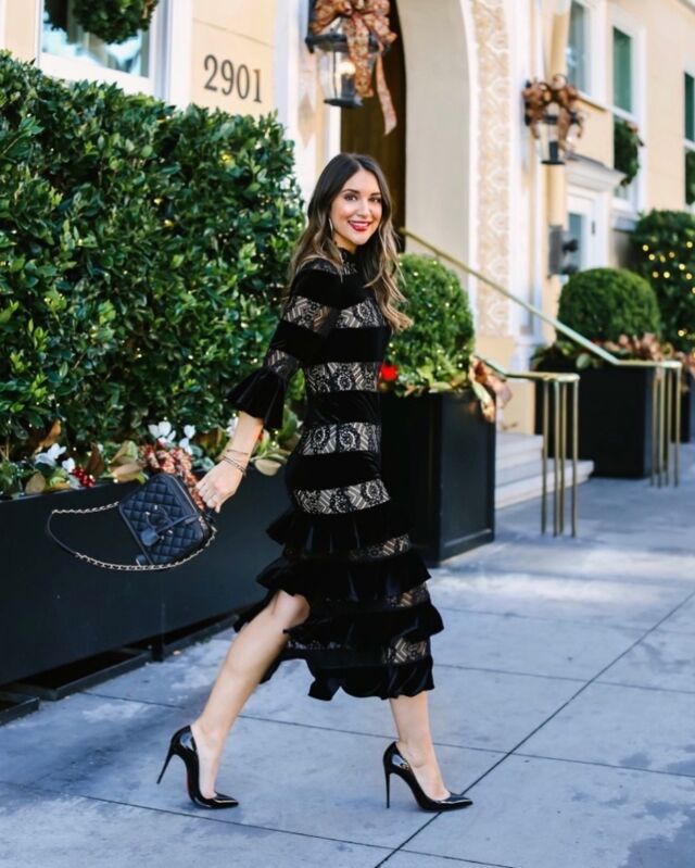 Kat  Carrie Bradshaw Lied on Instagram: Three ways to style the @spanx  AirEssentials Jumpsuit, which can easily be dressed up or down. You can get  10% off + free shipping with